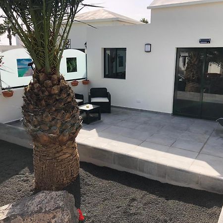 Luxury Villa Sea Front Costa Teguise Bagian luar foto