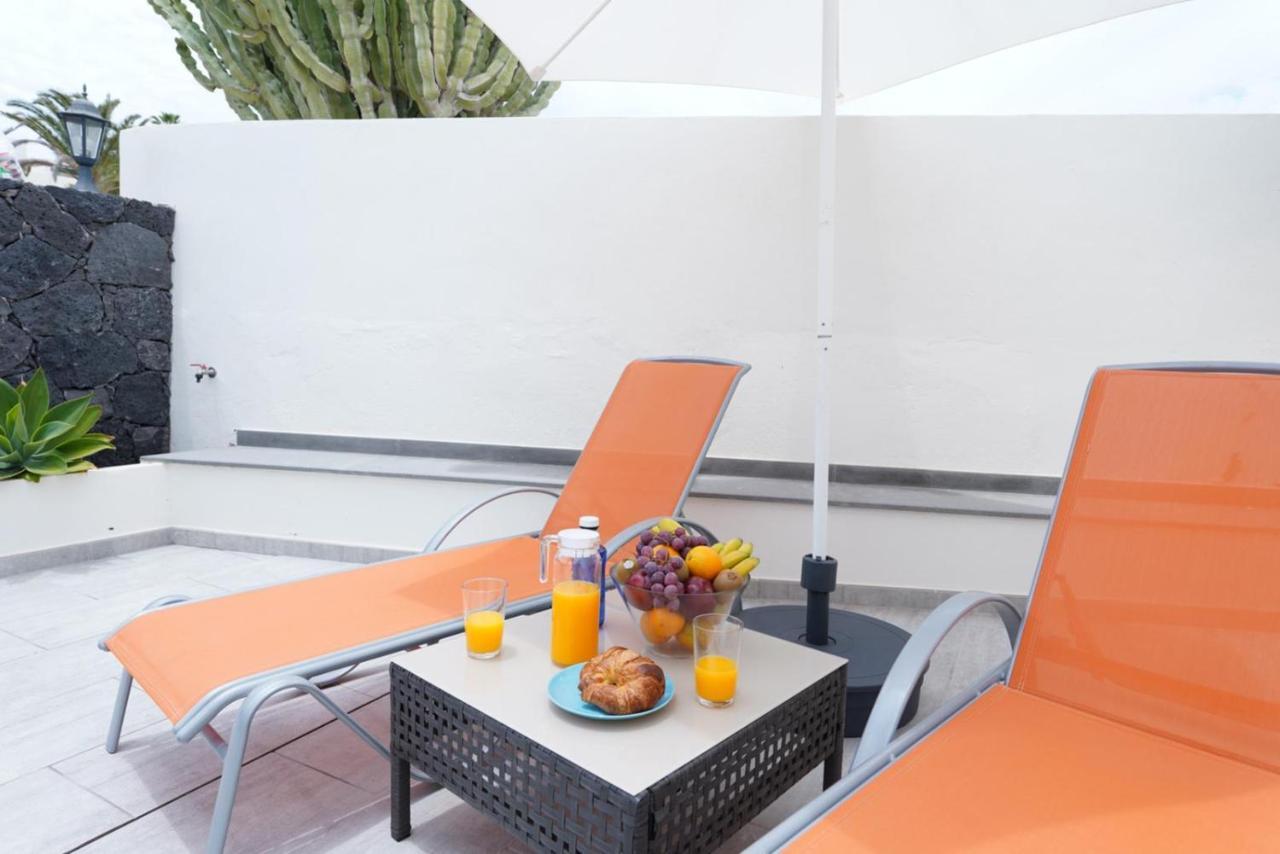 Luxury Villa Sea Front Costa Teguise Bagian luar foto